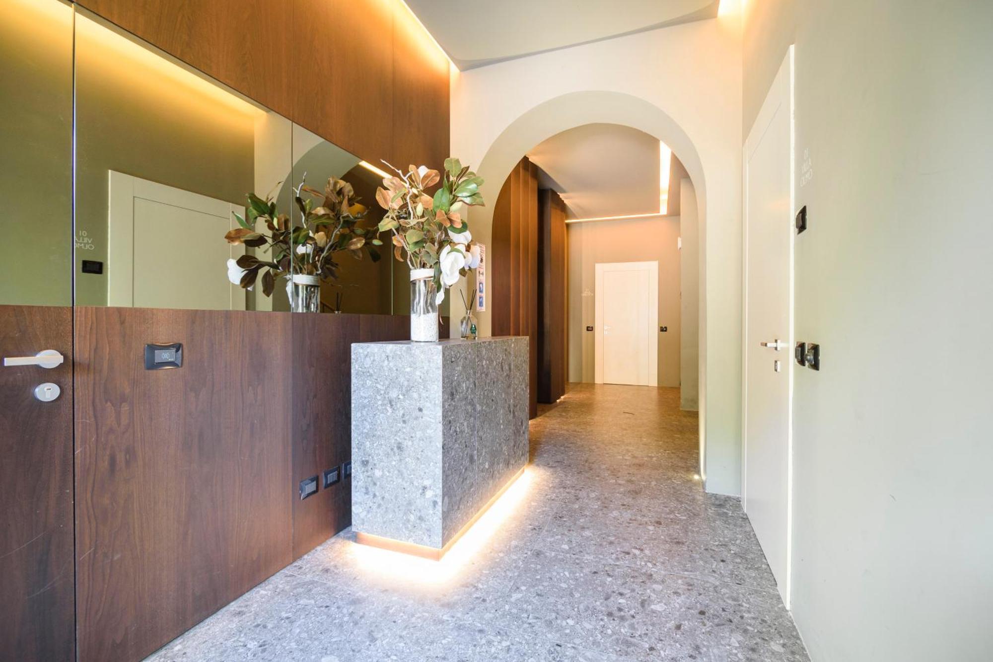 Historical Center - Free Parking And Private Terrace Apartment Como Luaran gambar